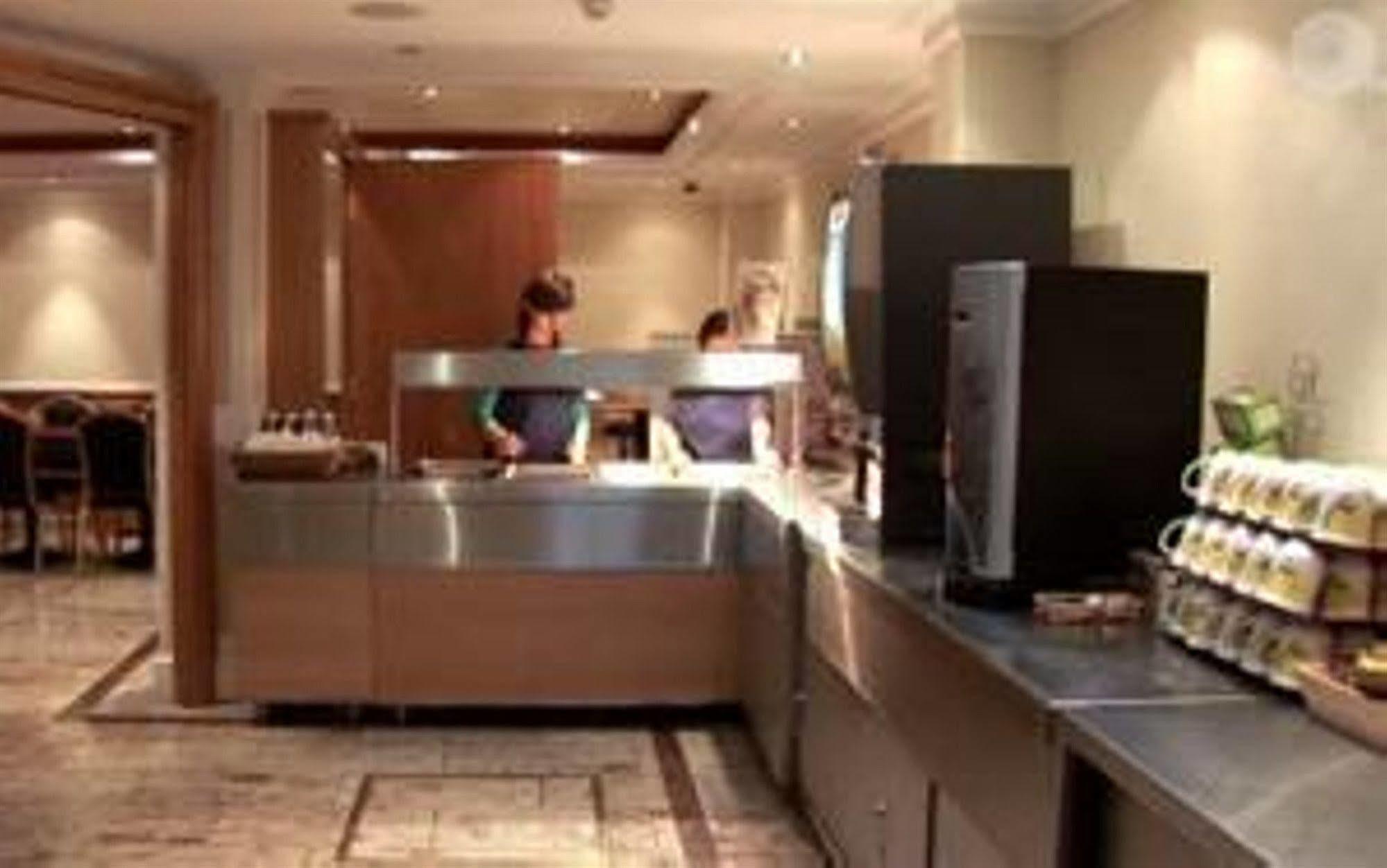 Days Inn Hyde Park London Eksteriør bilde